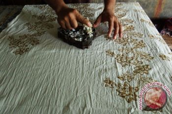 Perajin Batik Jombang