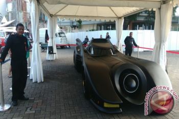 Kehadiran Mobil Batman Jadi Magnit tersendiri Pengunjung IIMS