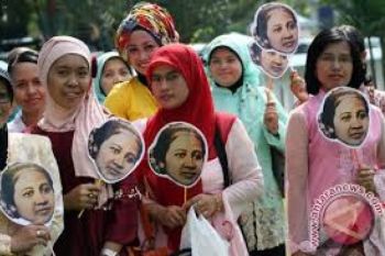 Jelang Hari Kartini, Persewaan Kostum Kebanjiran Pesanan