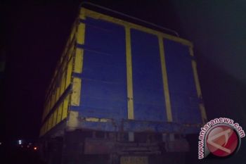 Delapan Truk Pengangkut Pasir Zirkon Ilegal Lolos 