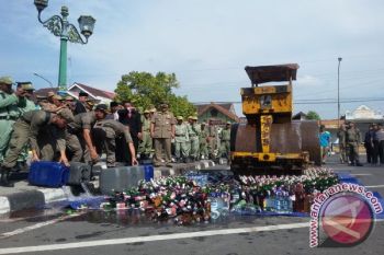 Polres Bantul musnahkan ribuan botol minuman keras