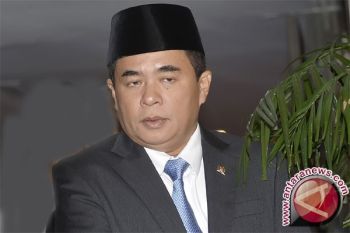 Ade: Tak Ada Politik Pada Munas Golkar