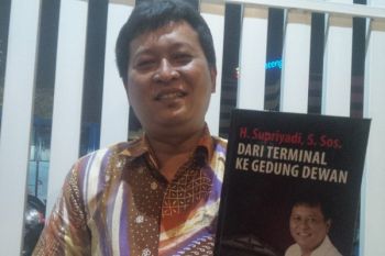Masyarakat Tak Perlu Bingung Lima Hari Sekolah, kata Legislator