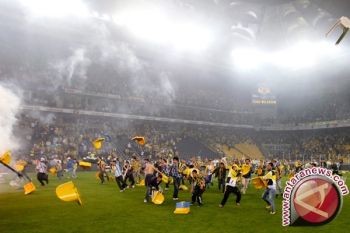 Pertandingan Liga Turki Dihentikan Akibat Pendukung Serbu Lapangan