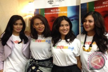 Persahabatan kwartet pemeran  "Ada Apa Dengan Cinta" terus lengket