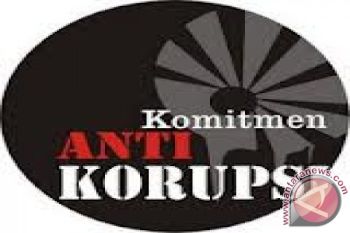 Penyidik periksa Kadis Pertanian Dompu terkait pupuk 