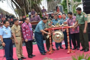 Kasum TNI Canangkan Bhakti Sosial KB