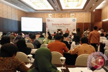 OJK Latih Guru Terkait Industri Jasa Keuangan 