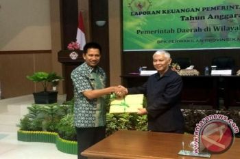 Pemkab Barito Utara Serahkan LKPD Ke BPK