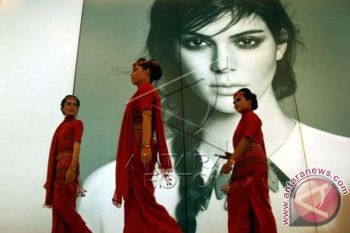 Penari UNM tampil 12 jam nonstop 