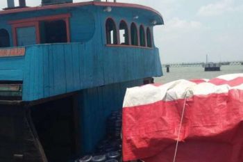 300 Karung Pakaian Bekas dan 30 Jackpot asal Singapura Diamankan 