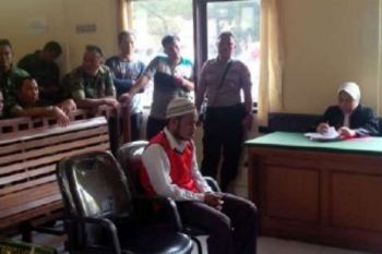 Vonis 12 Tahun Pembunuh Anggota Kostrad di Pekanbaru Diwarnai Kericuhan