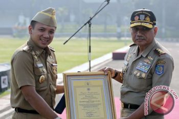 Gubernur Lampung Terima Penghargaan dari IPDN