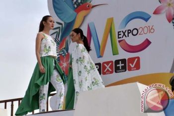 Batik Lontara Makassar tarik perhatian warga Denmark 
