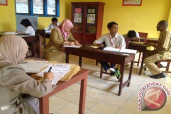 UN SMPLB Di Palu Diikuti  Empat Siswa 