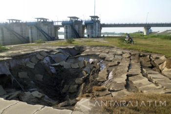 Tapak Bendung Gerak Ambrol