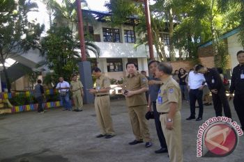 SMA  dua Manado terbakar siswa diliburkan 