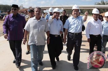 Senator asks for acceleration in Lampung Toll Road Construction