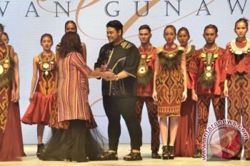 CELEBES BEAUTY FASHION WEEK