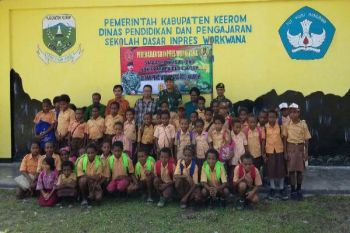 Satgas YL 431 serahkan bangunan SD yang direhab prajurit