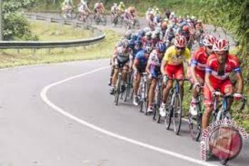 Sebelum PON, Enam Pebalap Jateng Tampil di "Indonesia Velaroce"