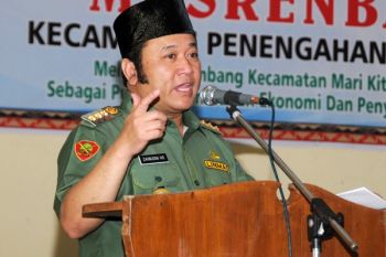 Bupati Zainudin Hassan ditetapkan  tersangka pencucian uang
