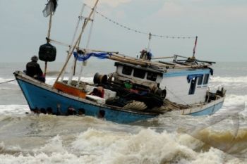 Awas, Gelombang Perairan Selatan Jateng-DIY Capai 6 Meter