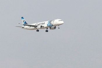 Pilot MS804 Sempat Berbicara dengan ATC Mesir