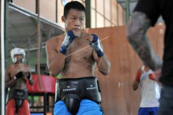 Hadapi Petinju Argentina, Daud Yordan Mulai Latihan Ringan di Uruguay