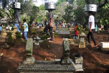 Jelang Ramadhan, Warga Lereng Merapi Gelar Tradisi Sadranan
