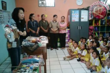V-Kool Sumbang Alat Peraga Pendidikan TK-PAUD