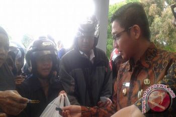 Wakil Wali Kota Palu Ikut Jual Gula 
