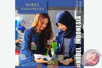 STIE Nobel jaring maba lewat acara kreatif 
