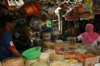 Pasokan Lancar, Harga Sembako di Semarang Stabil 