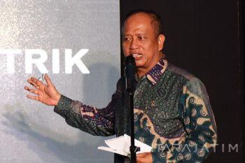 Menteri: Uang Kuliah Jangan Bebani Masyarakat Miskin