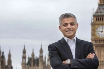 Untuk Pertama Kalinya Anak Supir Bus Jadi Walikota Di London