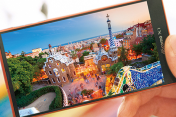 Smartphone Sharp Aquos Zeta Mengusung Kamera Bersertifikat Ricoh