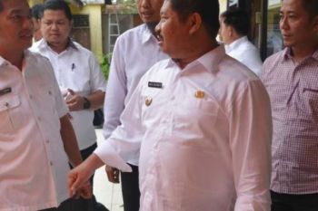  Tinjau Puskesmas Selat Baru, Bupati: Setiap Pasien Harus Diperlakukan Sama