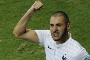 Terdepak dari Euro, Benzema Tuding Deschamps Lakukan Rasisme