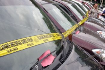 43 Mobil Diduga Hasil Pengelapan Disita Polisi