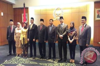 MPR Lantik Empat Anggota baru