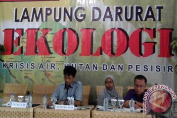 Aktivis Lingkungan Lampung Gelar Bersih Sungai
