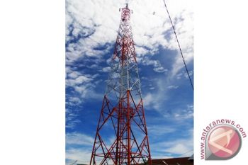 Kapan Ya Tower Telepon Seluler Masuk Di Daerah Ini?
