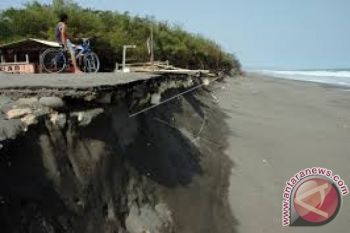 Abrasi pantai sebabkan bangunan pesisir langgar sempadan