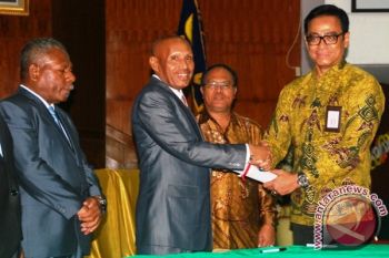 Gubernur Papua apresiasi perolehan opini WTP Kabupaten Jayapura