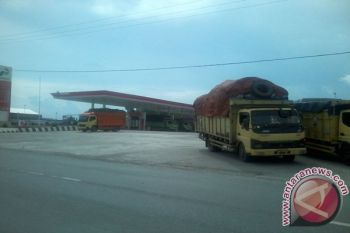 Warga Mesuji Keluhkan Pelayanan SPBU Simpang Pematang 
