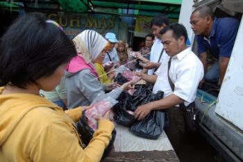 Operasi Pasar, Bulog Jual Daging Sapi Rp85 Ribu/Kg
