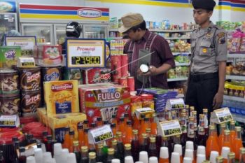 Razia Toko Modern, Ditemukan Produk Tanpa Tanggal Kedaluwarsa