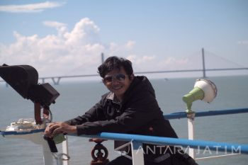 Gandeng Tangan untuk Jaga Lingkungan