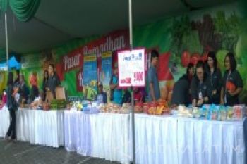 Warga Malang Serbu Pasar Murah Ramadhan